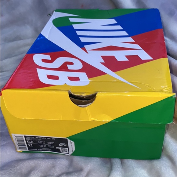 Ben & Jerry’s x Dunks low SB ‘Chunky Dunky’ Used - Picture 8 of 11